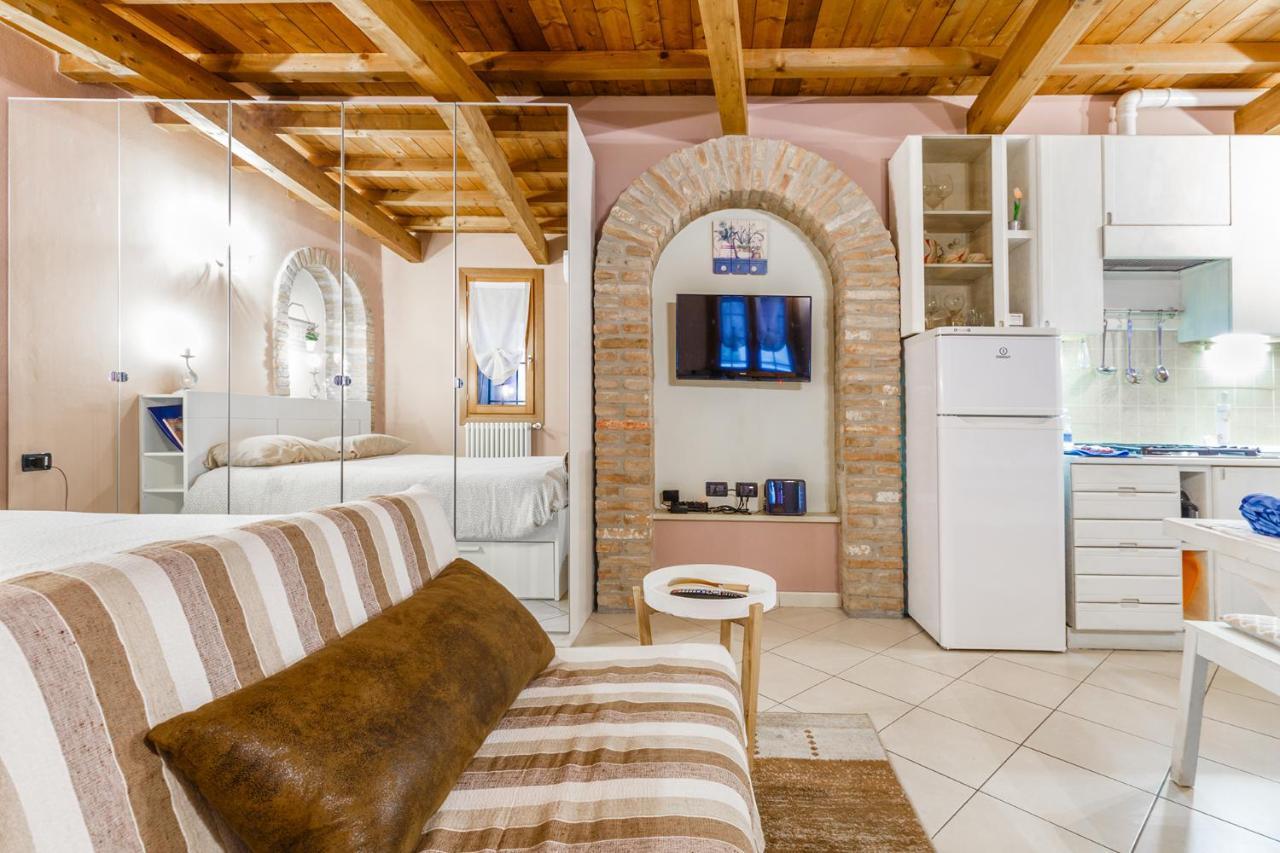 Nell'Antico Ghetto Ebraico Apartamento Ferrara Exterior foto