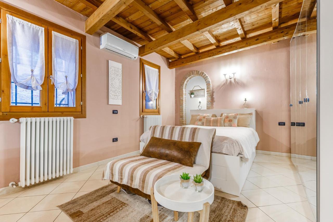 Nell'Antico Ghetto Ebraico Apartamento Ferrara Exterior foto