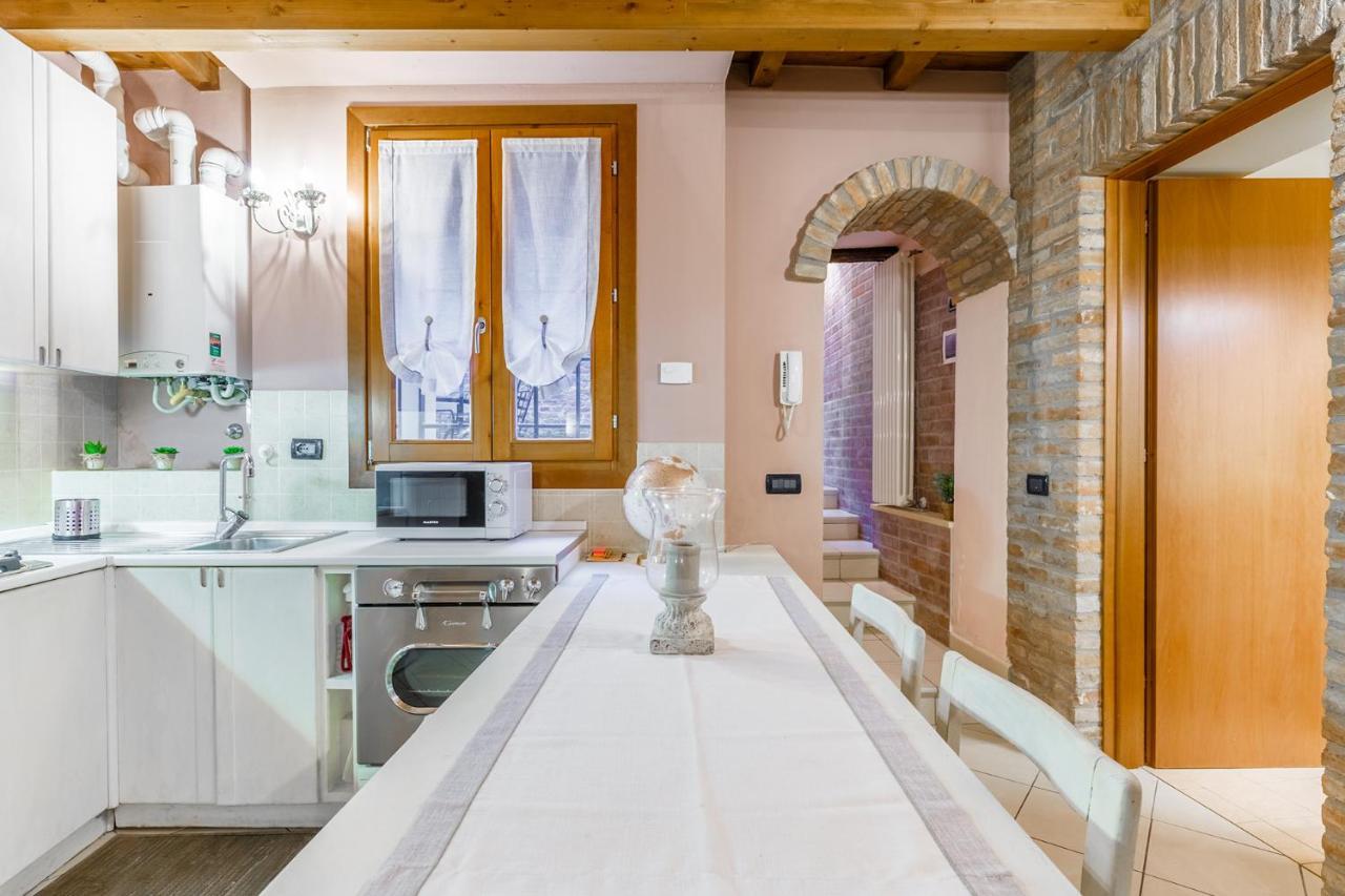 Nell'Antico Ghetto Ebraico Apartamento Ferrara Exterior foto