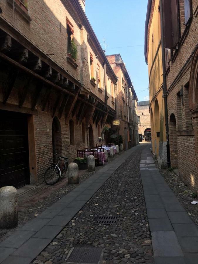 Nell'Antico Ghetto Ebraico Apartamento Ferrara Exterior foto