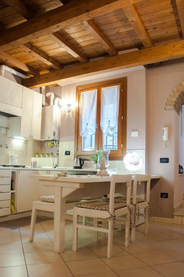 Nell'Antico Ghetto Ebraico Apartamento Ferrara Exterior foto